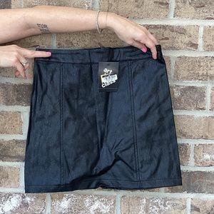 Girls Art Class black leather skirt size 10/12